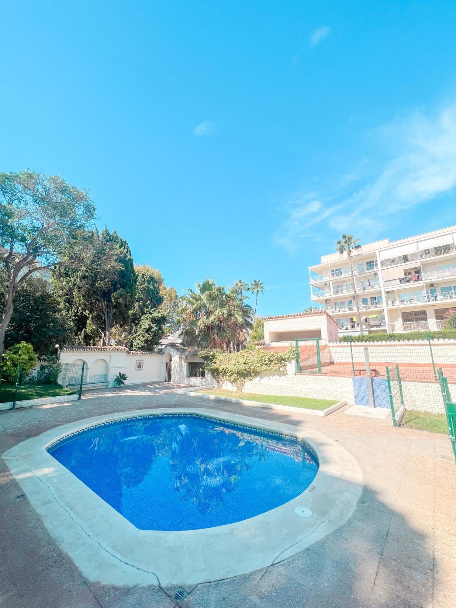 Ferienwohnung Cozy & Sunny Carihuela Park Torremolinos Exterior foto