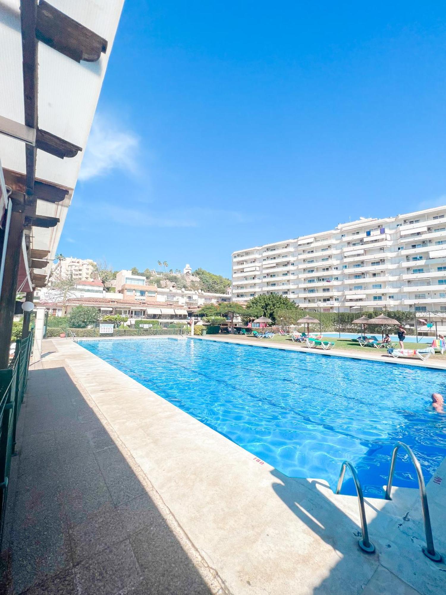 Ferienwohnung Cozy & Sunny Carihuela Park Torremolinos Exterior foto