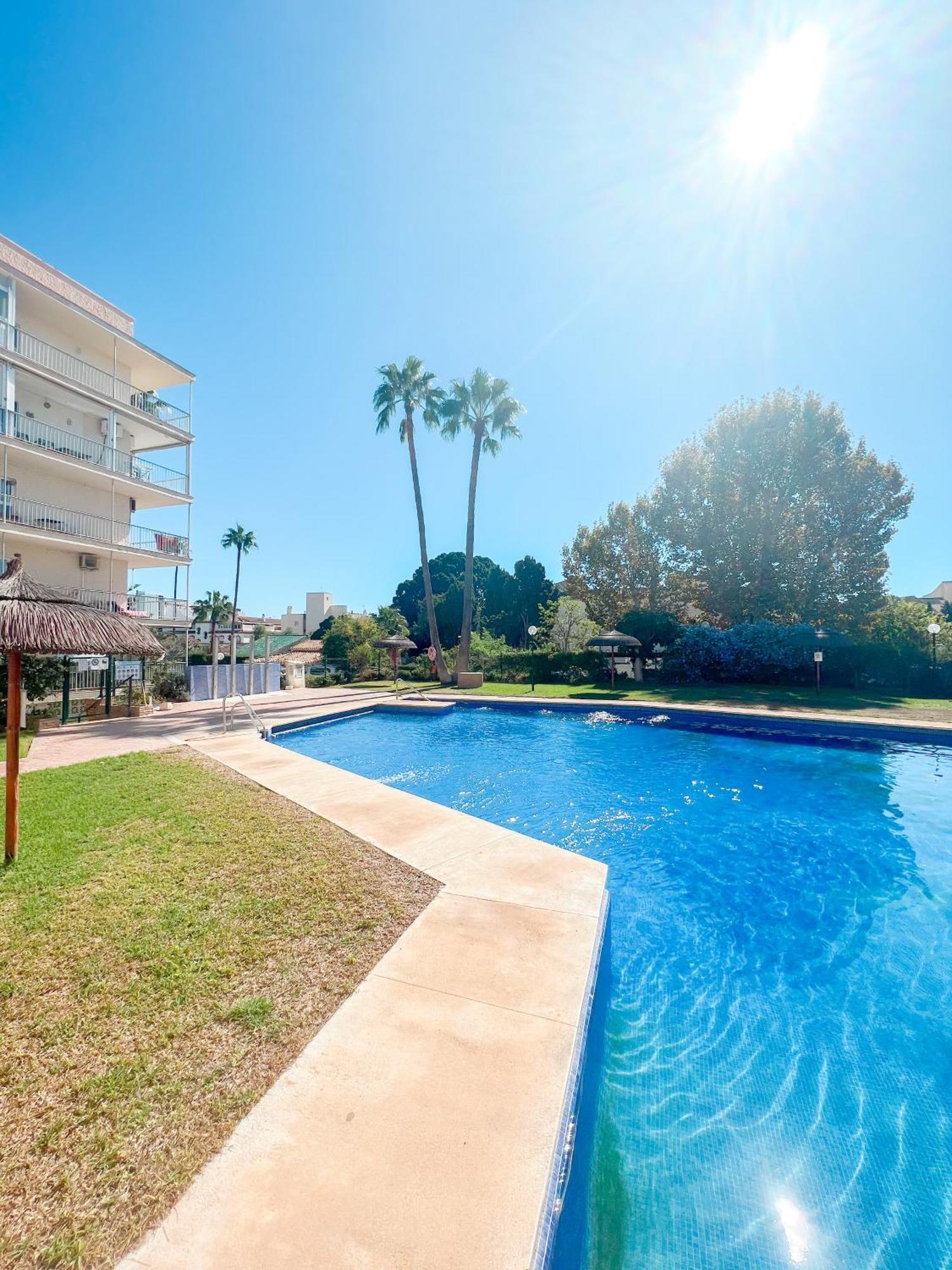 Ferienwohnung Cozy & Sunny Carihuela Park Torremolinos Exterior foto